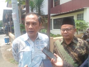 Seorang Juru Parkir Turut Dalam Wisuda STAI Al Musaddadiyah Garut